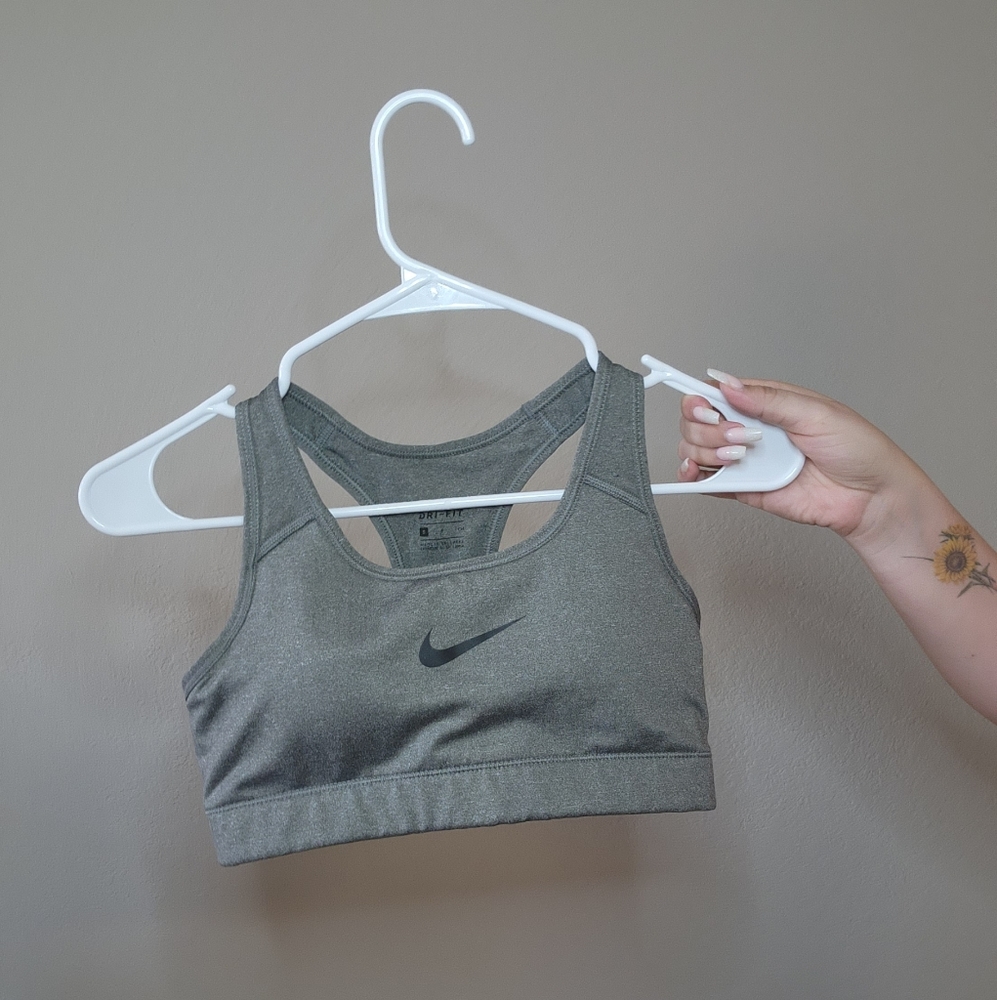 NIKE sports bra